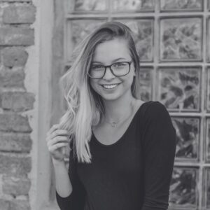 Táňa Hrdinová